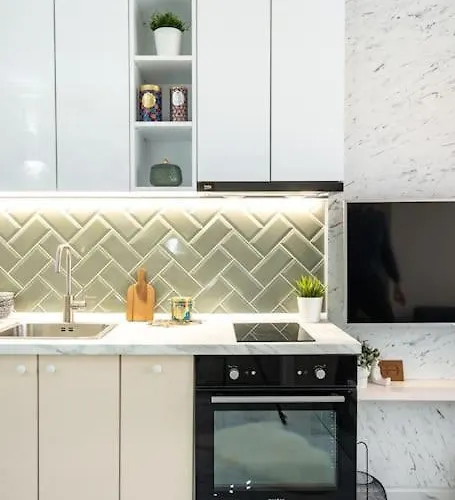 Apartament Garsonieră Ultracentrală Lângă Parcul Cișmigiu